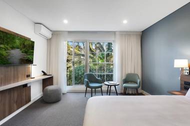 Killara Hotel & Suites