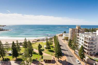 Crowne Plaza Sydney Coogee Beach an IHG Hotel