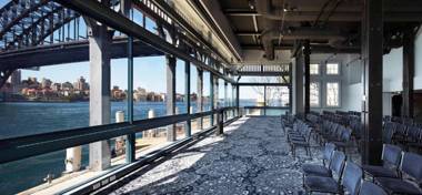 Pier One Sydney Harbour Autograph Collection