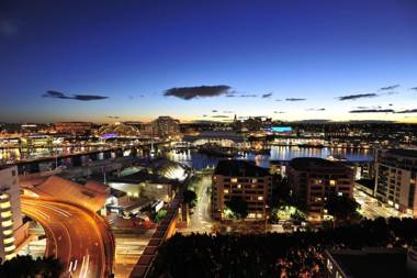 Metro Apartments On Darling Harbour