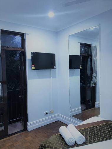 Newtown Budget Hotel