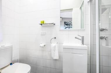 Nightcap at Colyton Hotel