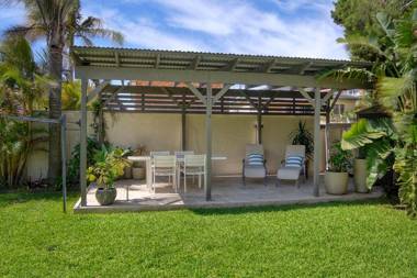 Cronulla Beach House B&B