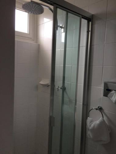 Edgecliff Lodge Motel