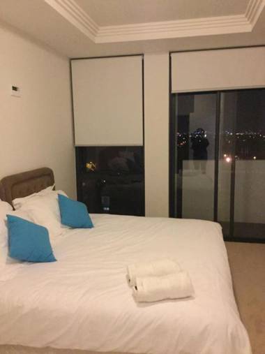 Hurstville New apartment with city view
