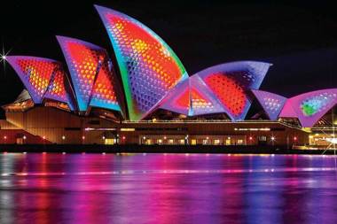 STUNNING SYDNEY HOME 8