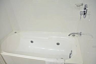 Accommodation Sydney City Centre - Hyde Park Plaza 3 bedroom 1 bathroom Apartment