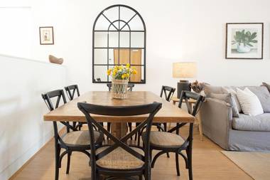 BELLEVUE BEAUTY - Hosted by: L'Abode Accommodation