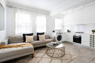 Luxury Escape in Bellevue Hill Apartment