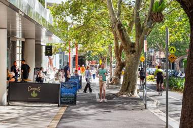 Stylish 1 bedroom retreat in trendy Surry Hills - 6 BRK