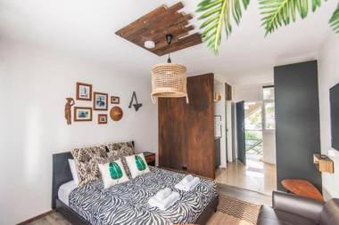 Manly Waves Studios & Apartments