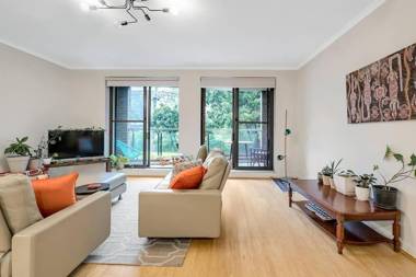 STUNNING URBAN RETREAT / REDFERN