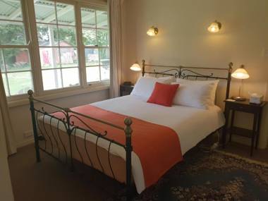 Sutton Forest Cottage