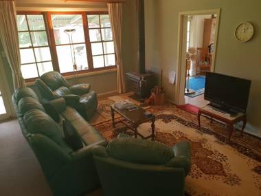 Sutton Forest Cottage