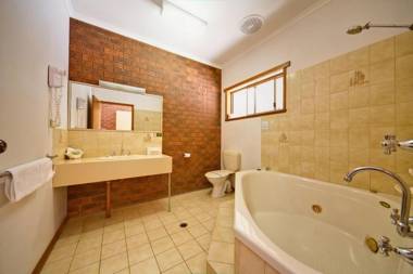 Paradise Lakes Motel Shepparton