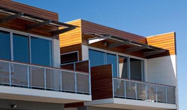 Aquabelle Apartments