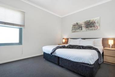 Moonlight Bay Apartments