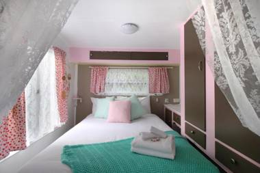 Mornington Peninsula Retro Caravans