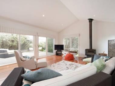 Stunning Seaside Escape