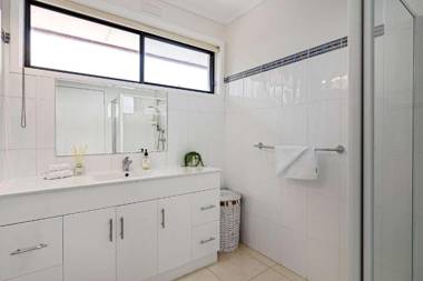 Stunning Bay View Accommodation in Rye