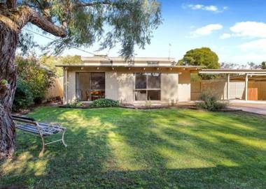 Breakaway on Niblick: newly renovated