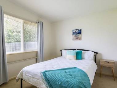 South Side Retreat Rosebud