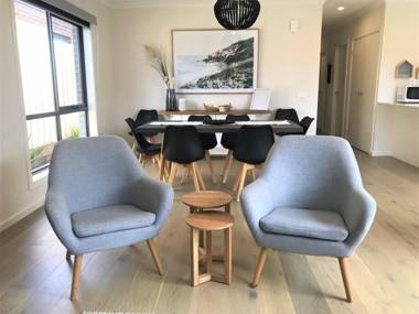 Brand New and Beautiful - Rosebud Holiday Home