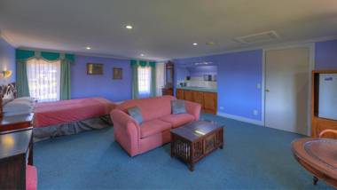 Hatchers Richmond Manor