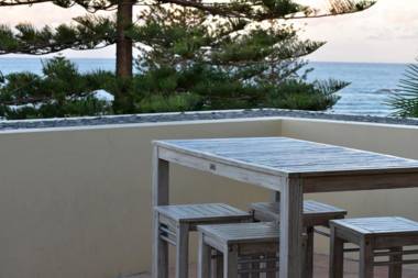 Beachside Holiday Apartments