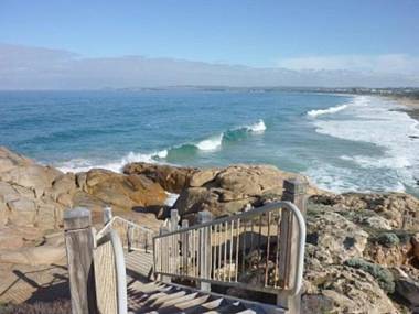 South Seas Beachfront Apartments