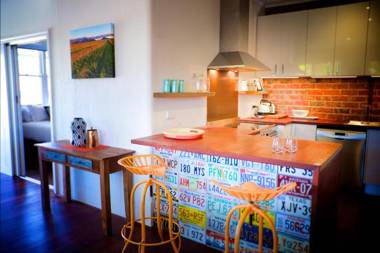UrbanStyle Claremont Apartment