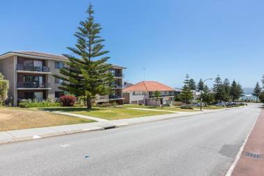 Cottesloe Marine Apartment