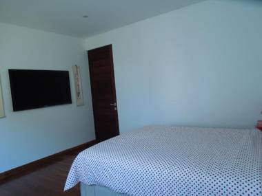 Beach Side Garden Apartment