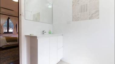 Broadway 4 Crawley Apartment