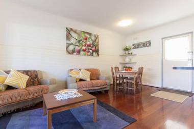 Broadway 7 Crawley Apartment