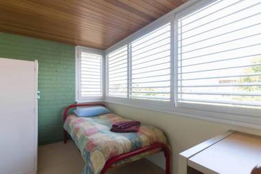 Broadway 9 Crawley Apartment