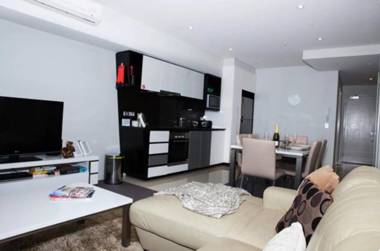 CENTRAL CBD EXEC STUNNING VIEW WIFI NETFLIX WINE