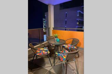 ARENA RESORT STYLE EXEC FREE NETFLIX WIFI WINE