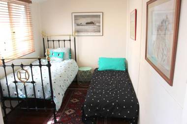 Cosy Cottage -3 Bedrooms Victoria Park