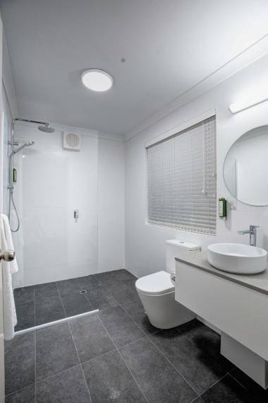 Broadwater Resort Como