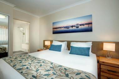 Broadwater Resort Como