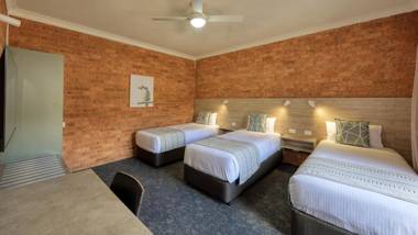 Hamilton's Henry Parkes Motor Inn