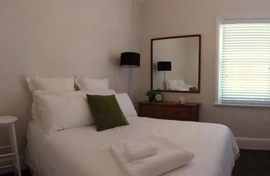 YSG The Edward Townhouse 155 - Steps To Town