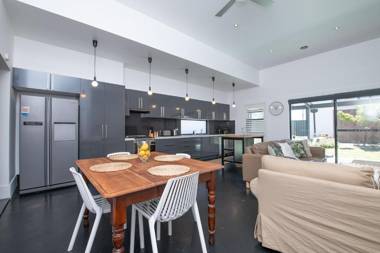 The Old Corner Store Central and Stylish