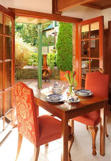 Mary Cards Coach House