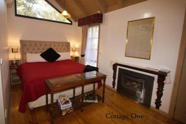 Olinda Country Cottages