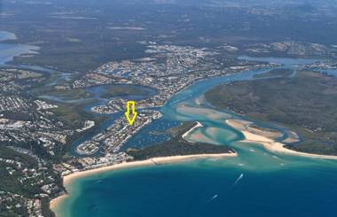 Noosa Parade Holiday Inn