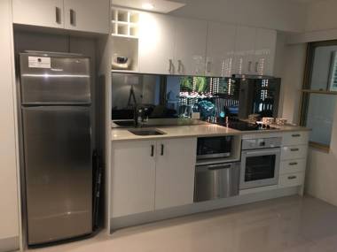 Noosa Beach Apartment on HASTING ST French quarter resort.Noosa Heads