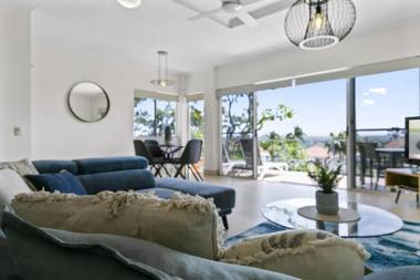 Impressive Views of Noosa - Unit 8 Taralla 16 Edgar Bennett Avenue Noosa Heads