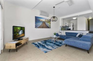 Impressive Views of Noosa - Unit 8 Taralla 16 Edgar Bennett Avenue Noosa Heads